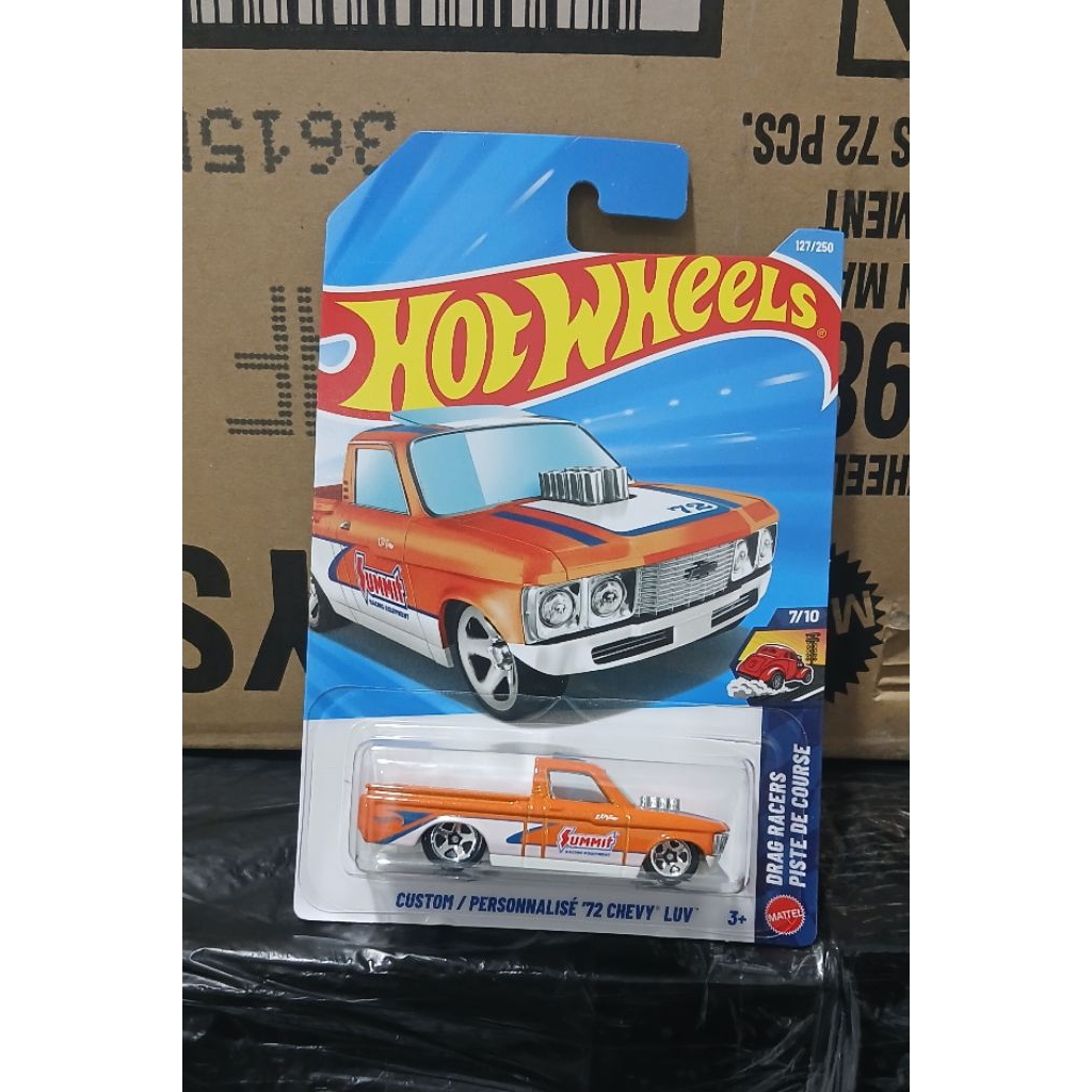 Hot Wheels Basic 2026 - Chevy LUV 1972 Custom