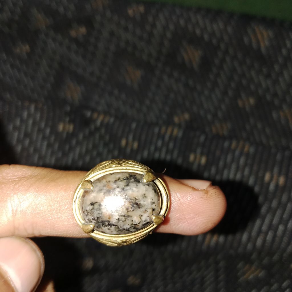 cincin batu akik