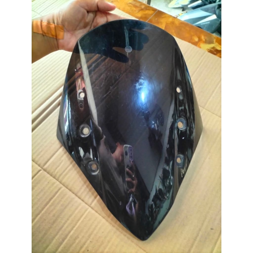 VISOR DEPAN HONDA CS1 ORIGINAL