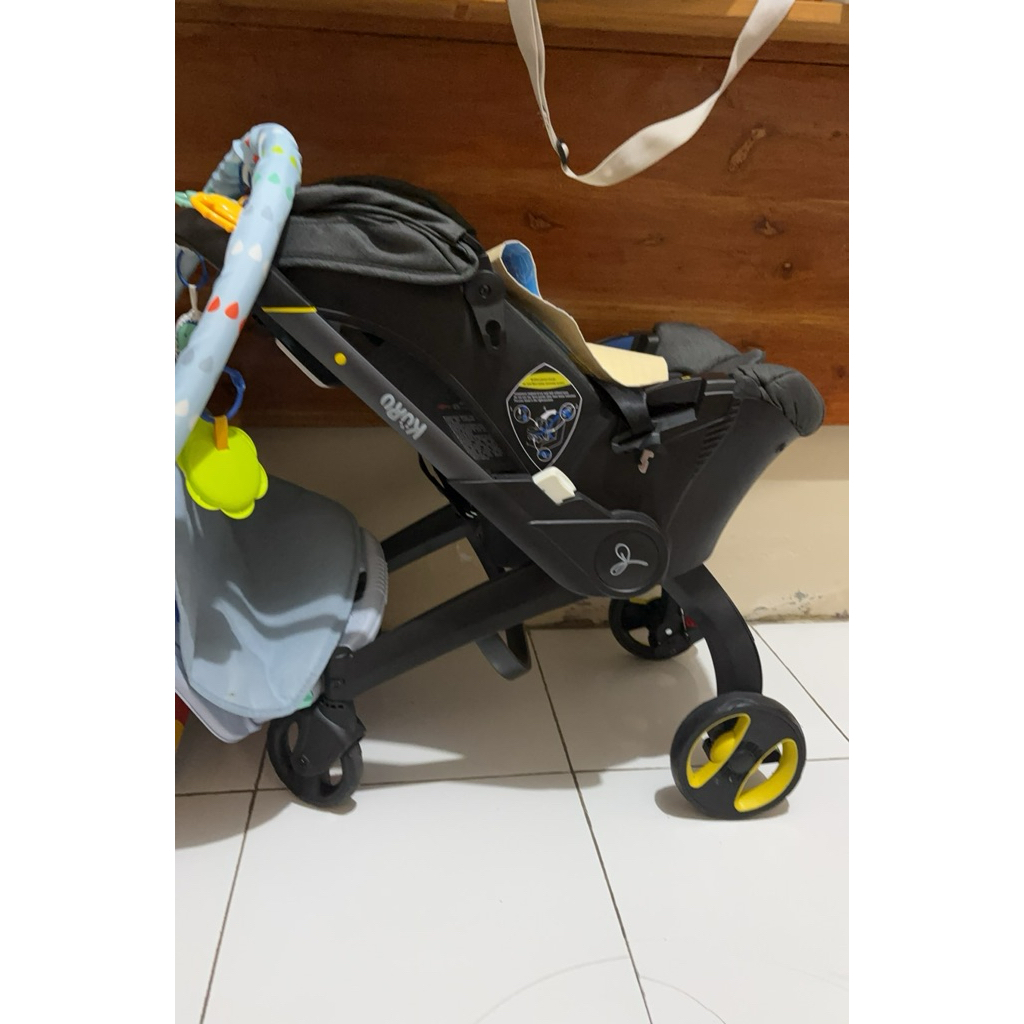 Kuru Stroller & Car Sear 2in1