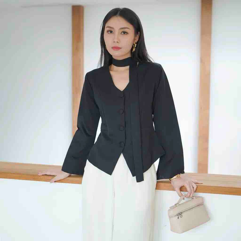 Verti Lux Blouse