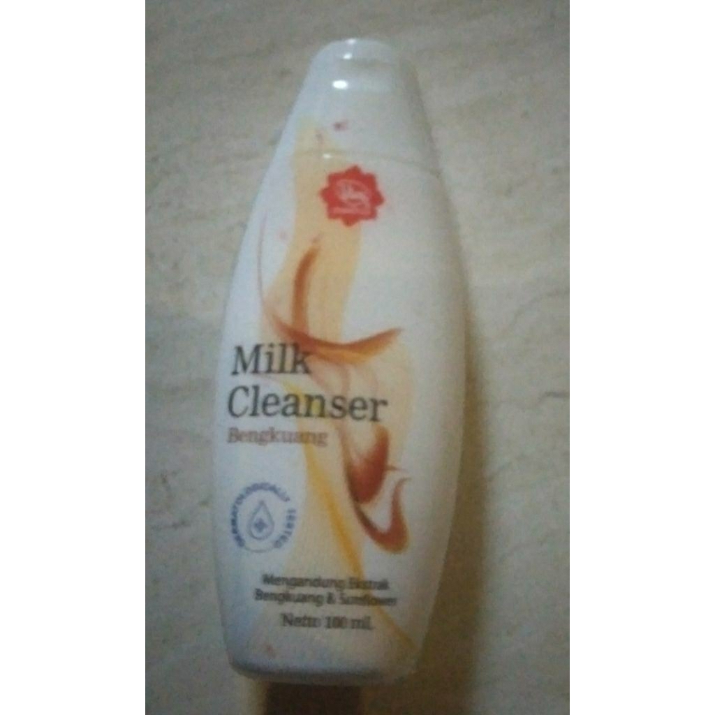 viva milk cleanser putih