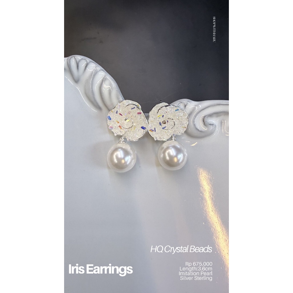 Iris Earrings