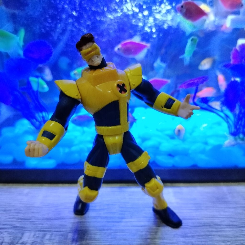 action figure vintage cyclops 1996