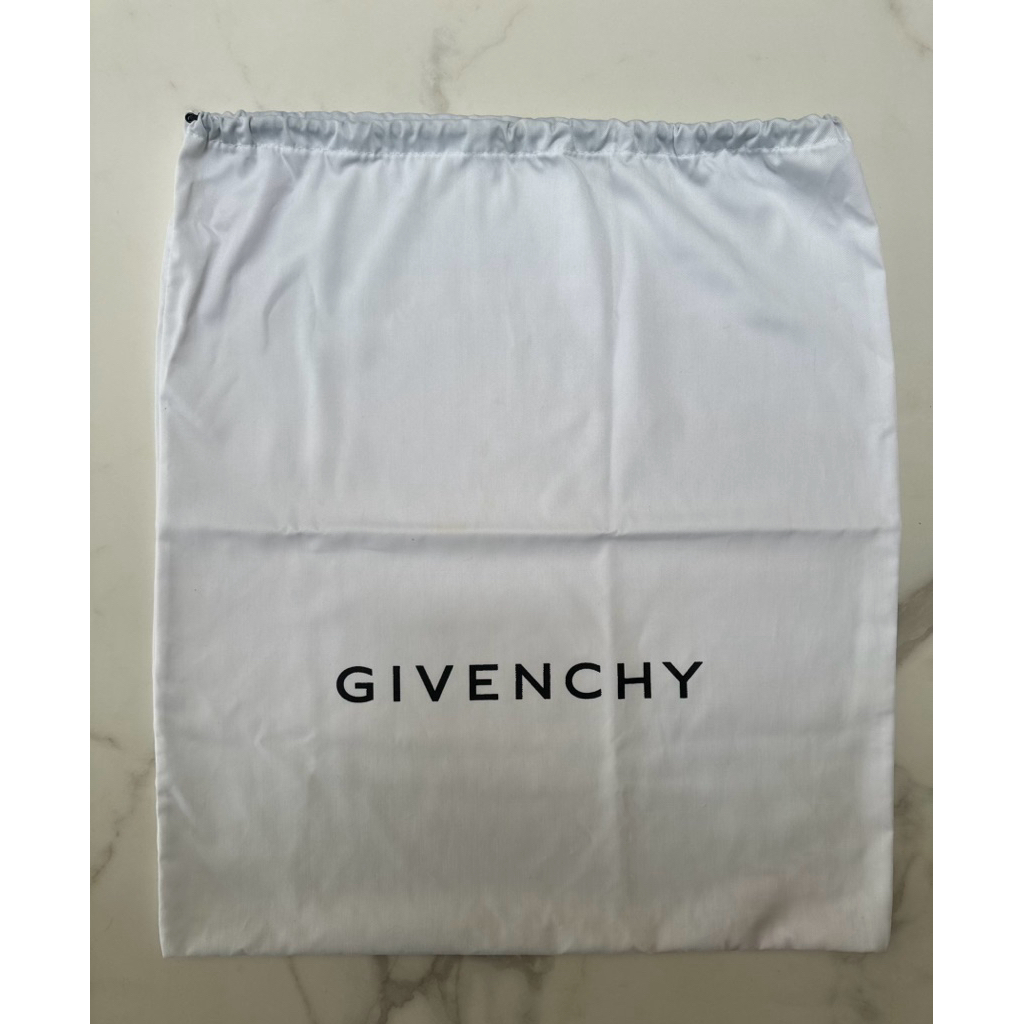 Givenchy dustbag