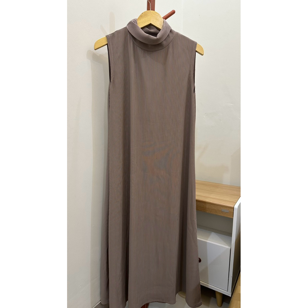 PRELOVED Inner dress mocca | Code 008 | theprelovieroom