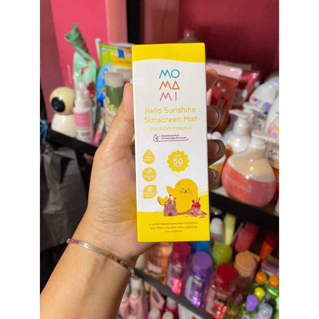 Momami sunscreen spray