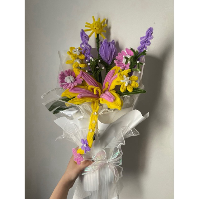 Tangled bouquet flowers