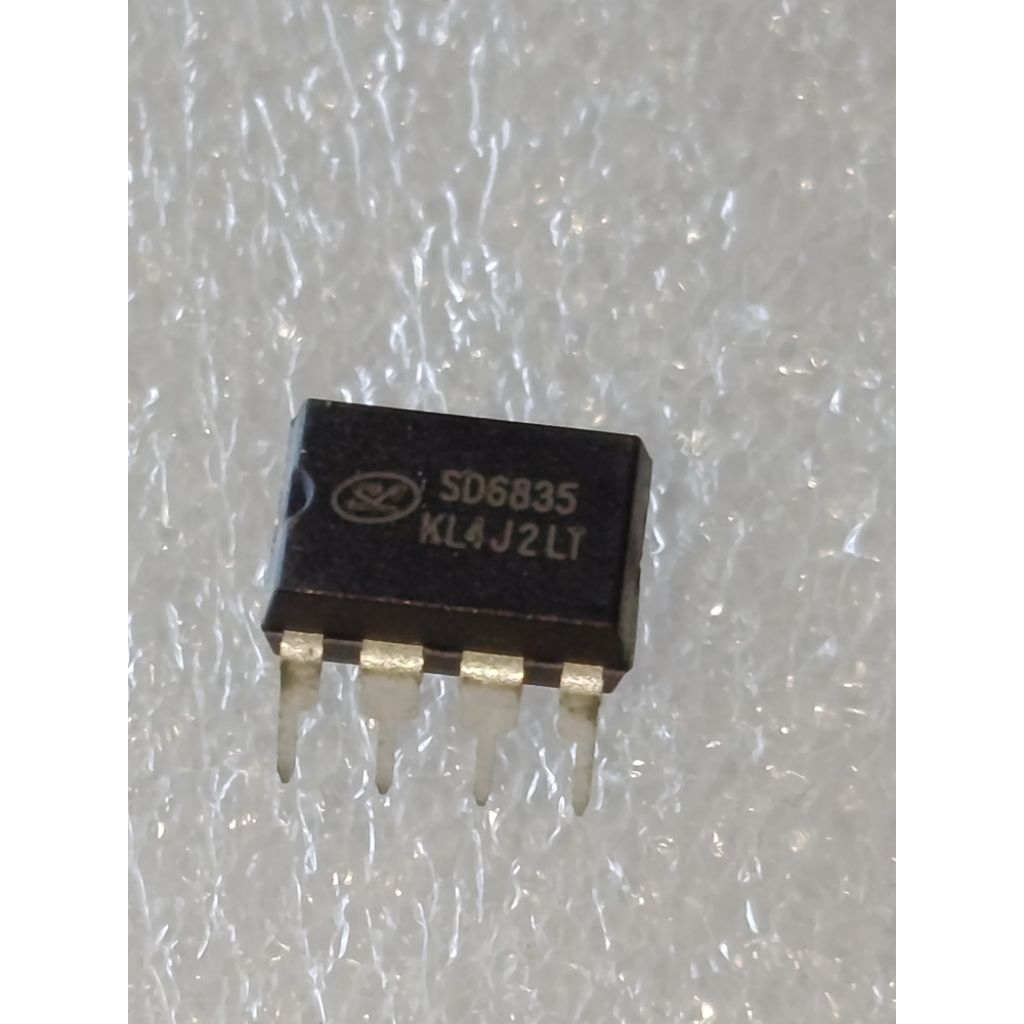 IC SD6835 DIP-8