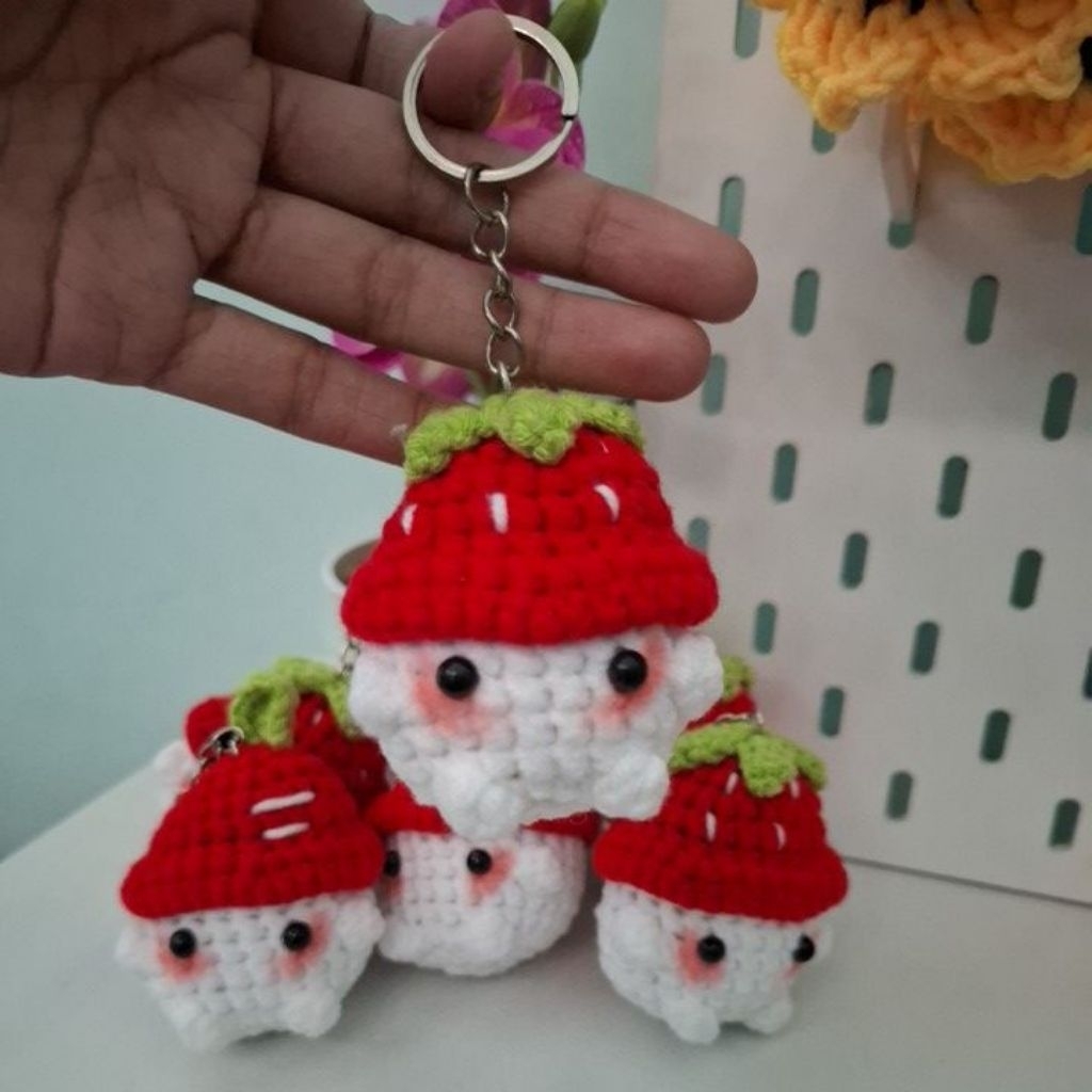 Amigurumi Strawberry