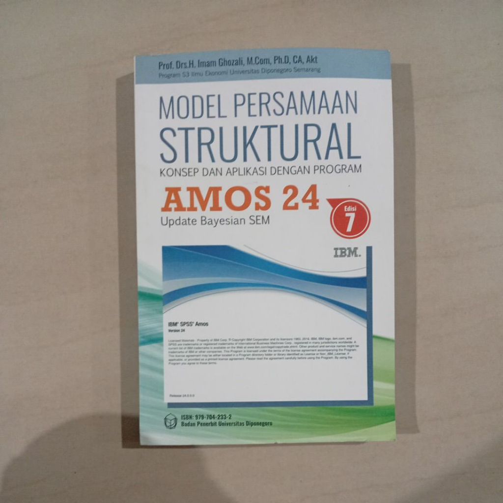 Model persamaan struktural amos 24