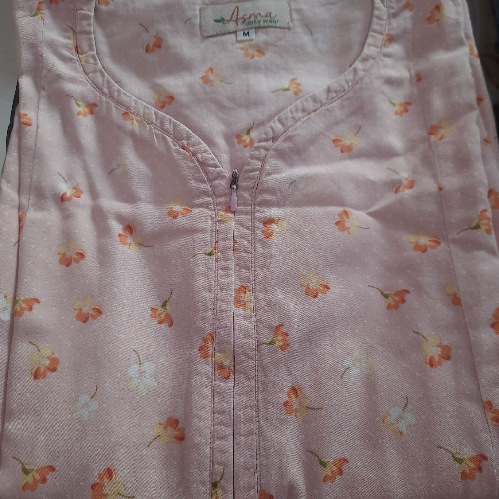 dress random