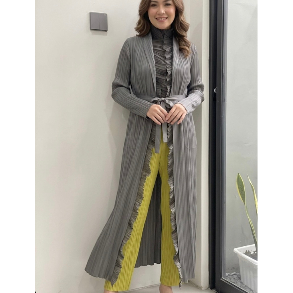 Pleats Premium outer