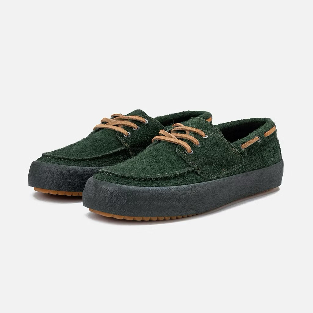 sepatu kulit suede