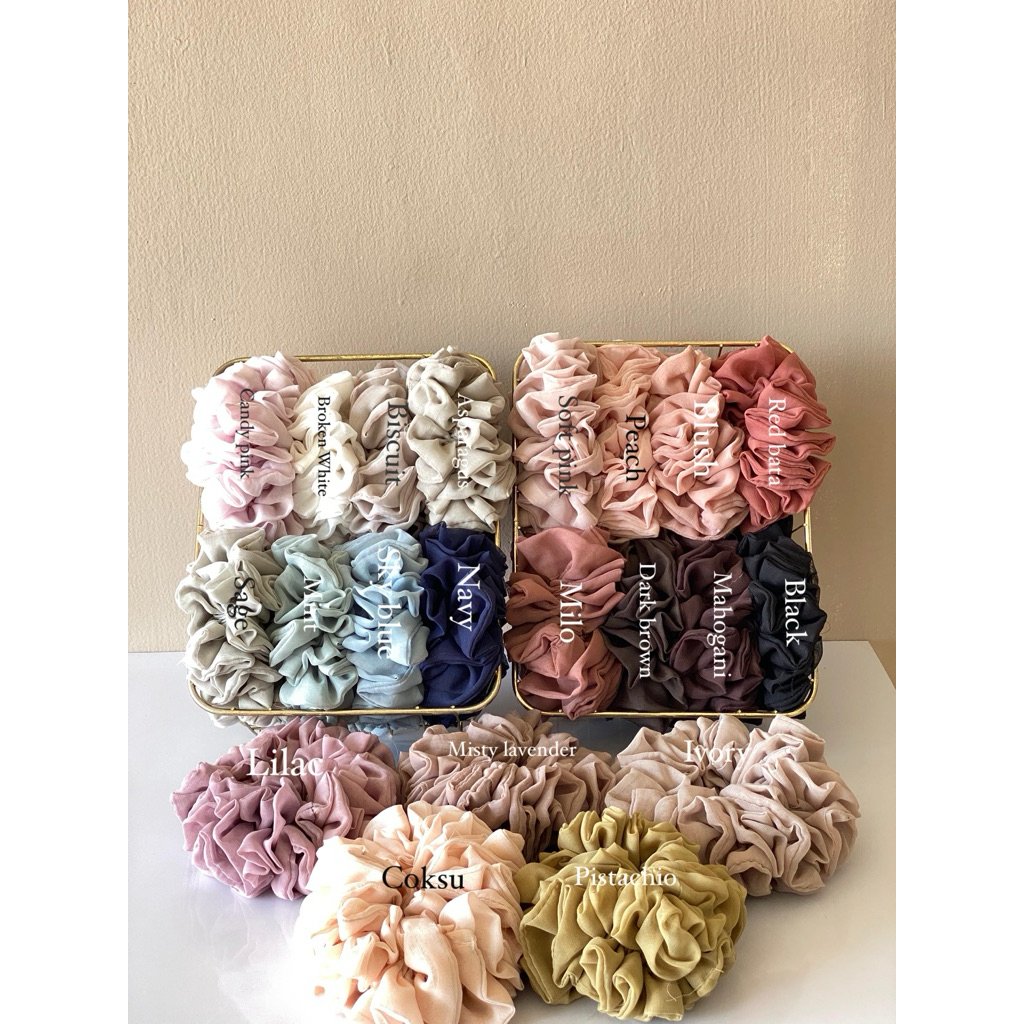 Scrunchie paris japan