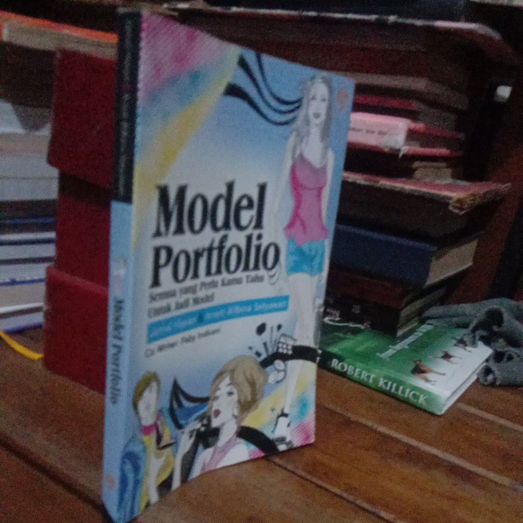 MODEL FORTOFOLIO _ FEBY INDIRANI