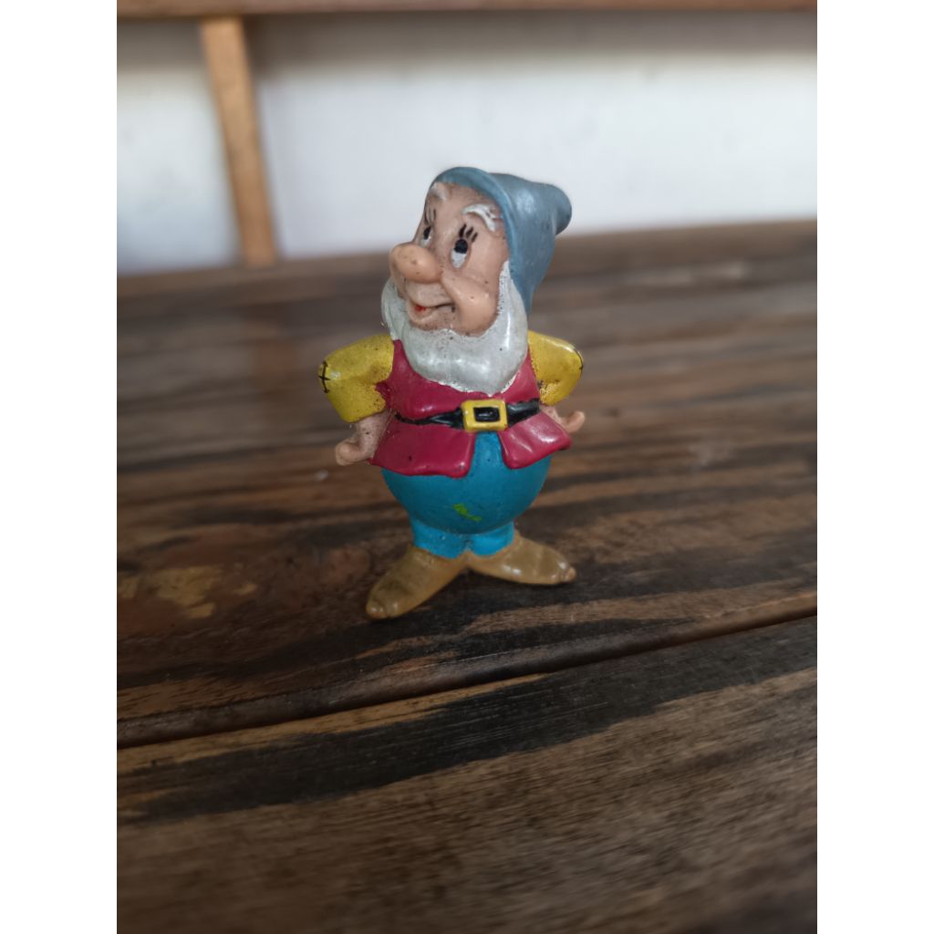 figur dopey Snow White dwarf