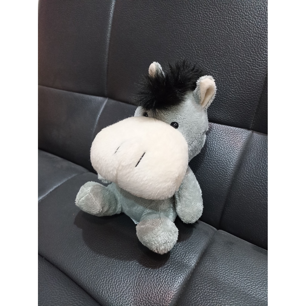 Boneka Keledai Eeyore