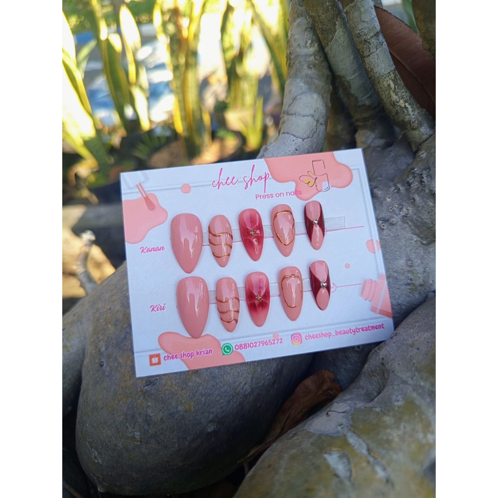Press on nails by Chee Shop | custom