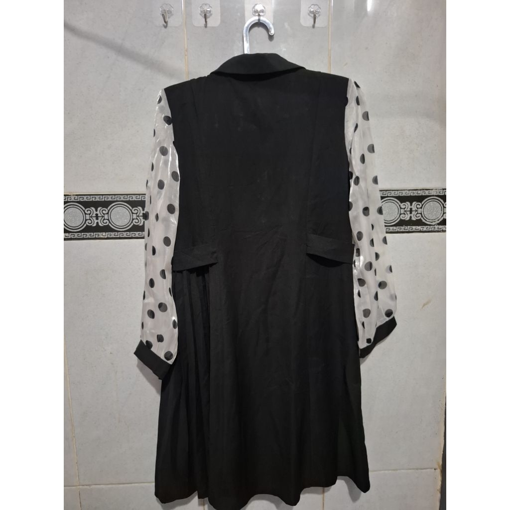 Blazer hitam motif