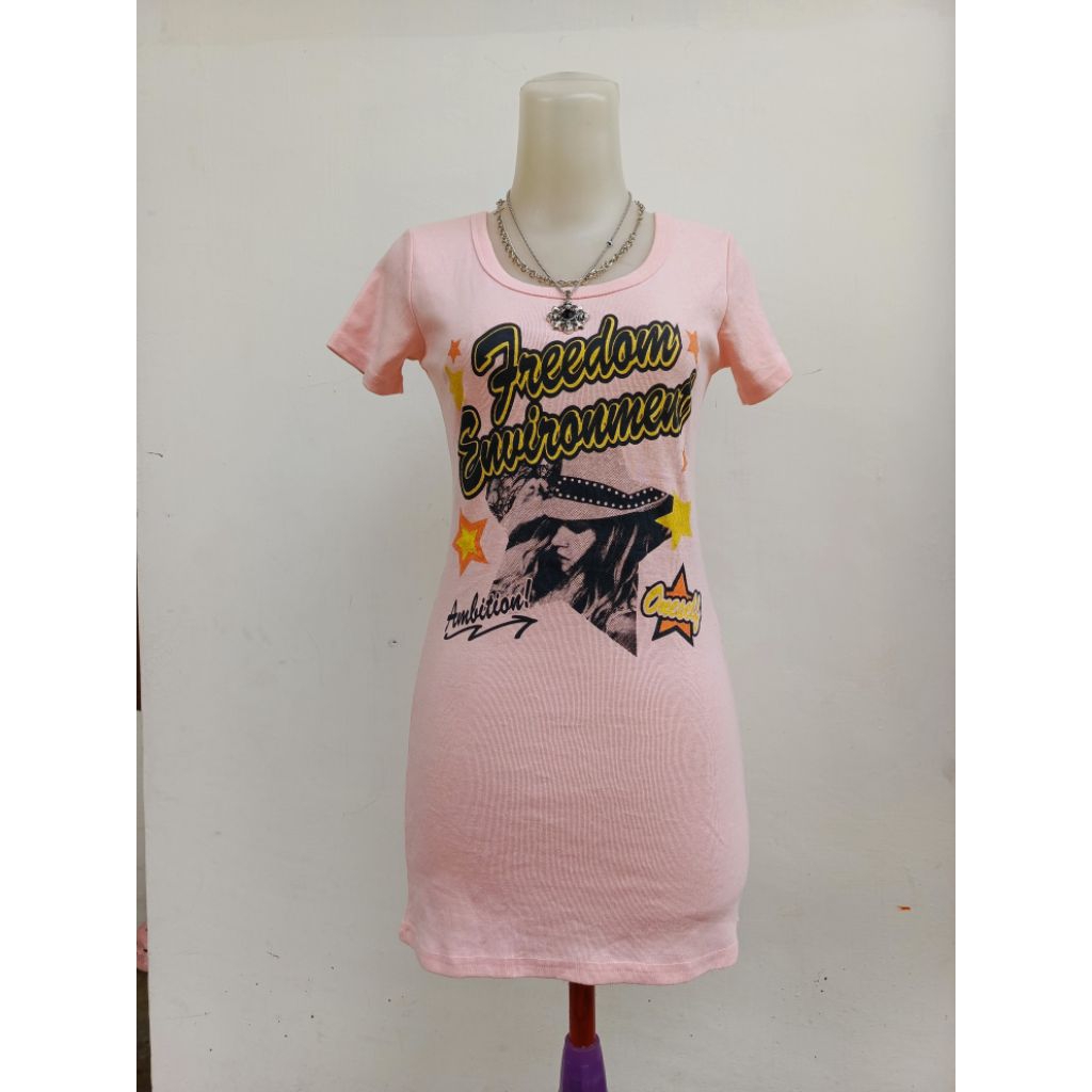 Kaos pink cat