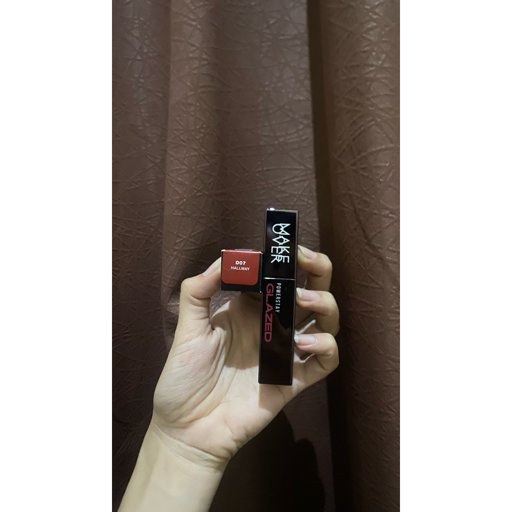 Make Over Lip Glazed - D07 Hallway