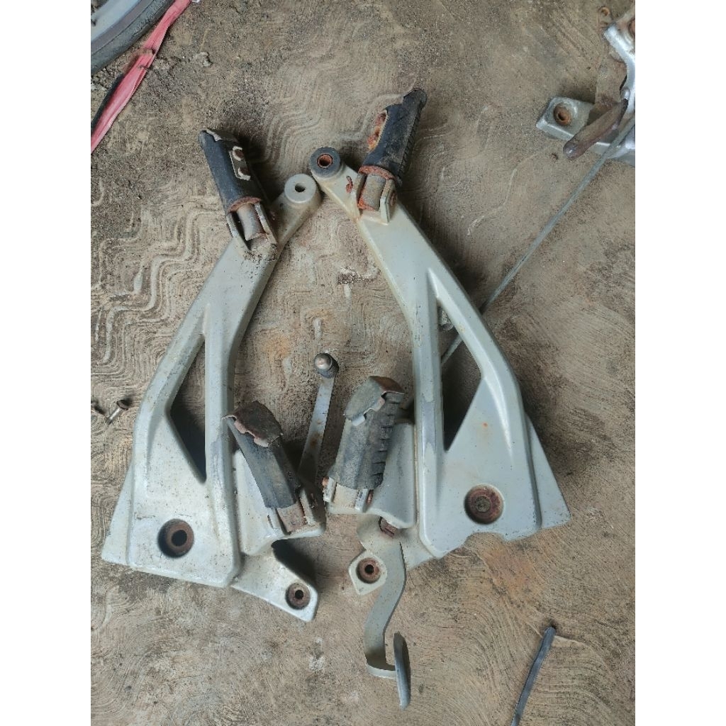 fostep original bajaj pulsar