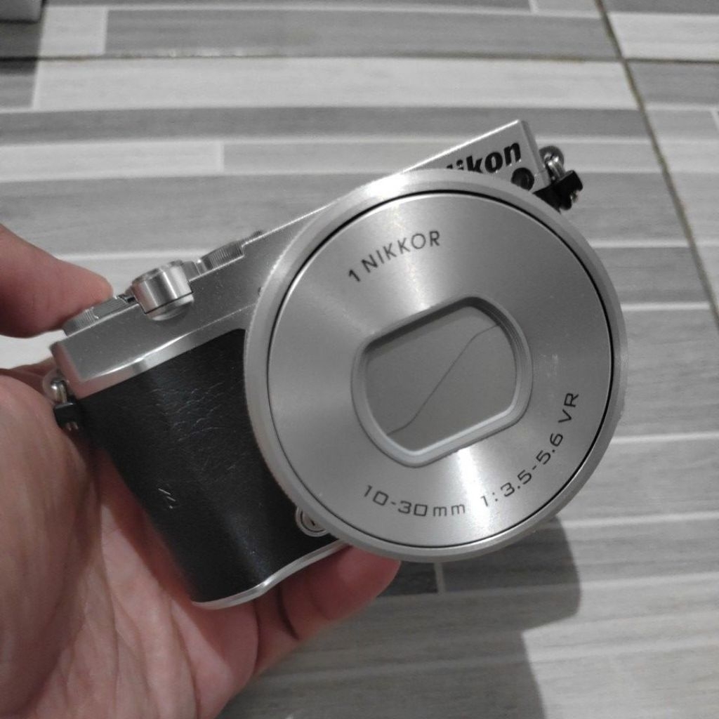 Nikon Nikkor J1 5