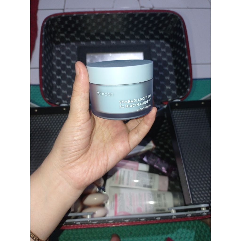 Wardah bright and barrier