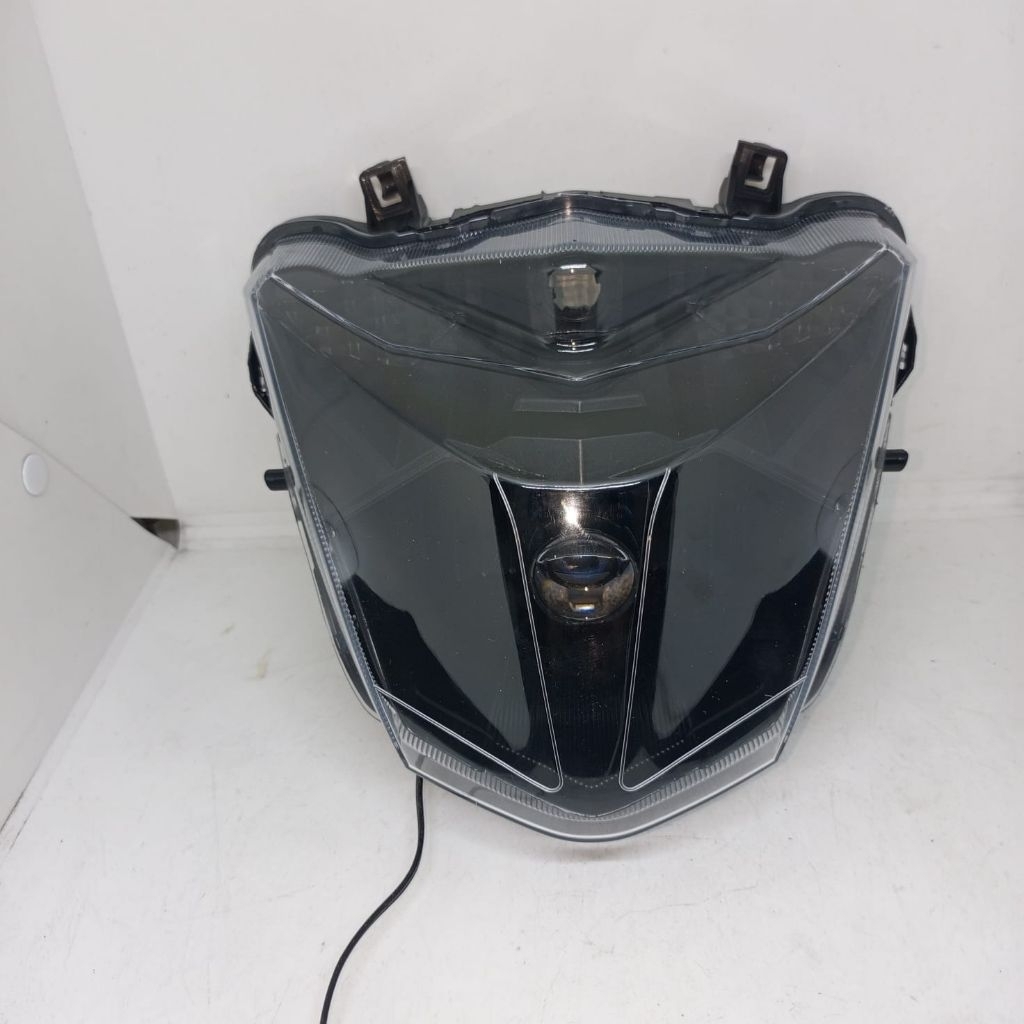 REFLEKTOR LAMPU DEPAN BEAT ESP H4