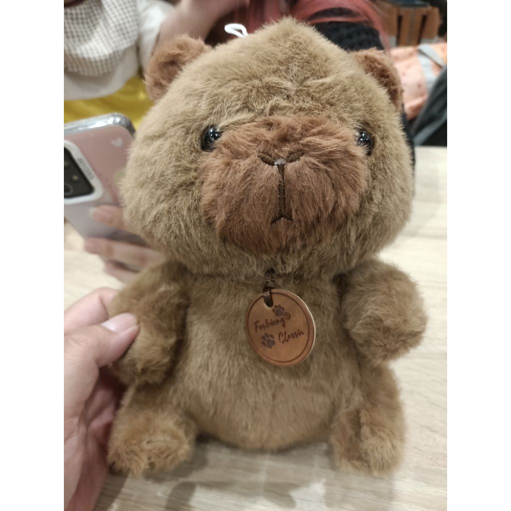boneka imut capybara brown