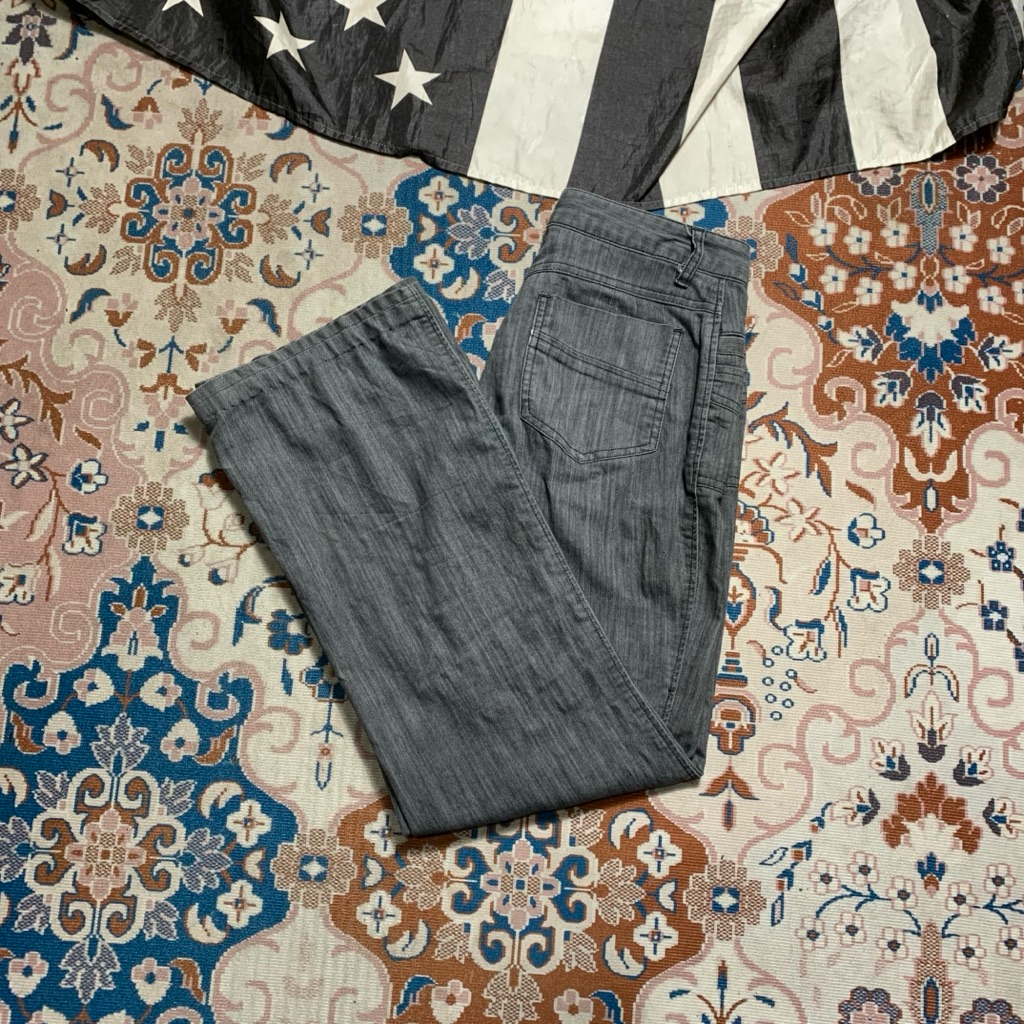 GREY JEANS UNKNOWN BOOTCUT FIT
