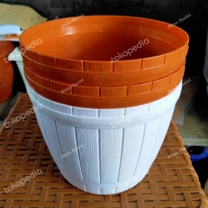 pot gentong Kode 1061