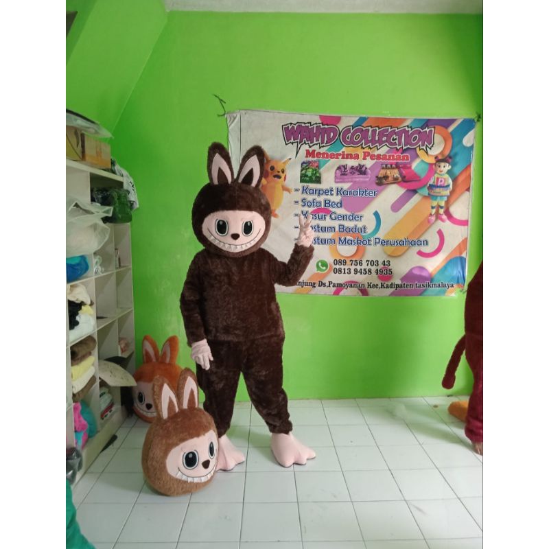 Kostum badut labu labubu