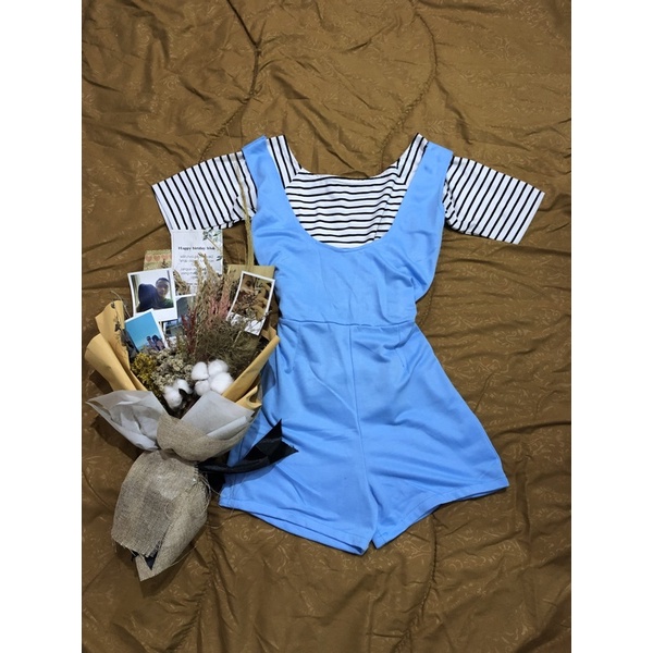 Setelan jumpsuit terpisah