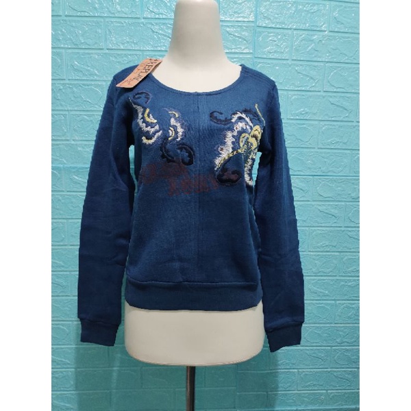 sweater wanita