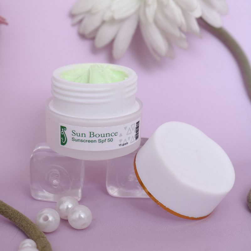 Sunscren khusus acne