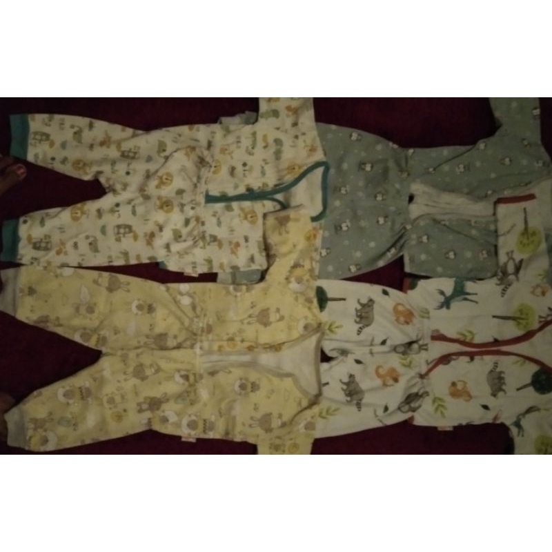 baju stelan velvet