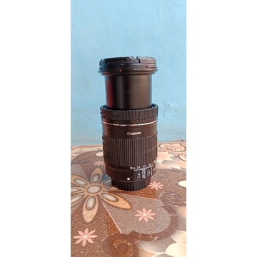 Lensa 18-135mm IS