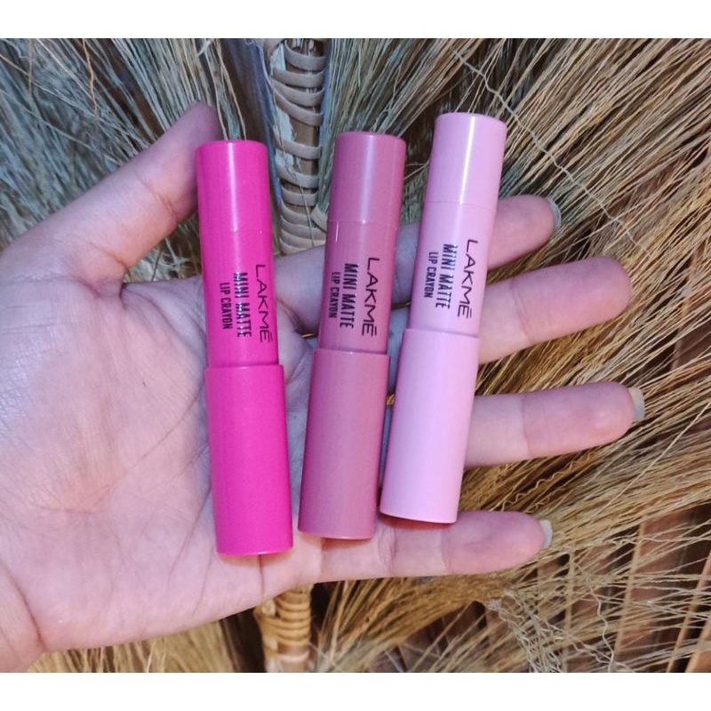 LAKME LIP CRAYON