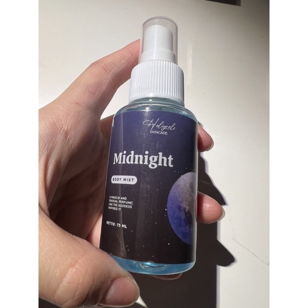 [PRELOVED 95%] HOLIGRELS BODY MIST - MIDNIGHT