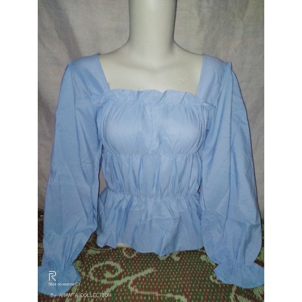 Atasan wanita//kerut