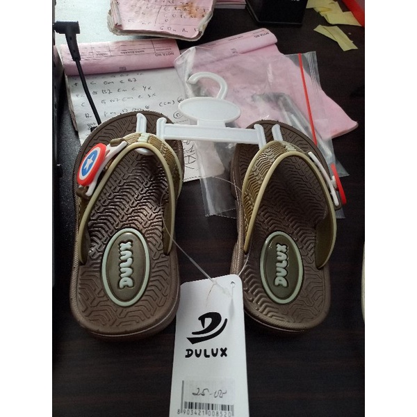 sandal anak