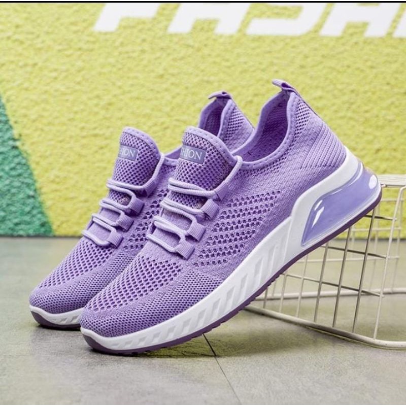 Sepatu rajut im88