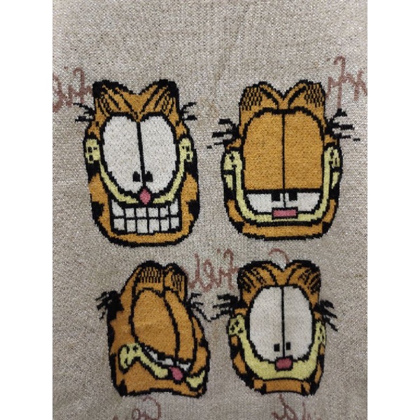 Sweater Preloved