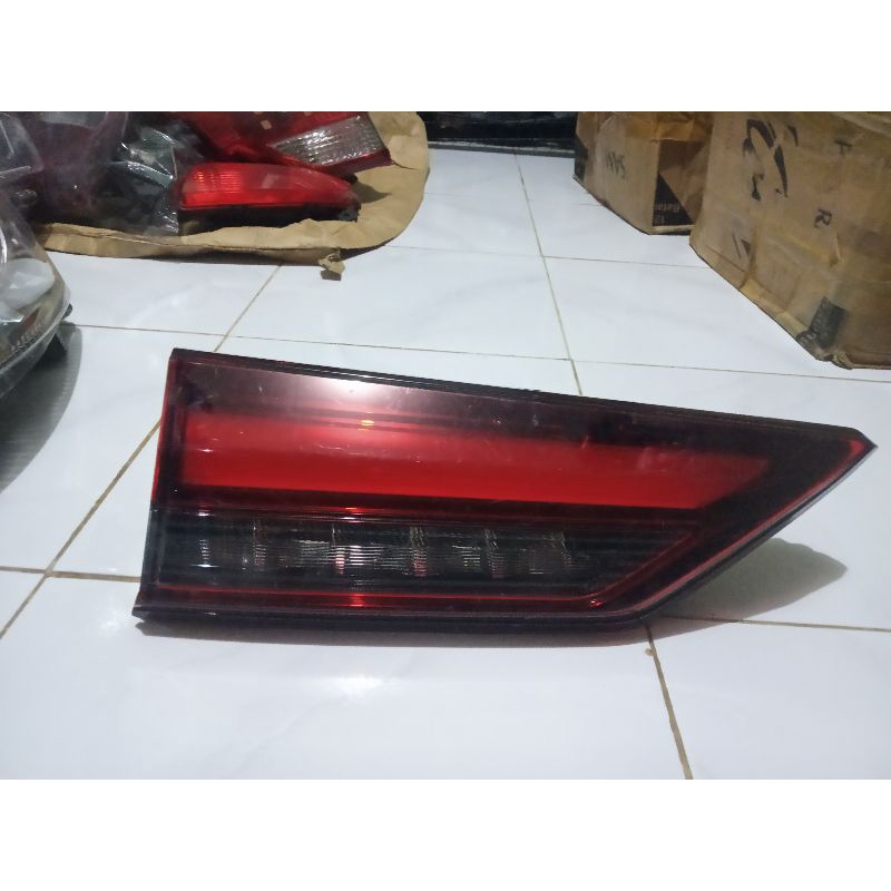 REFLEKTOR BAGASI XPANDER 2022 ORIGINAL