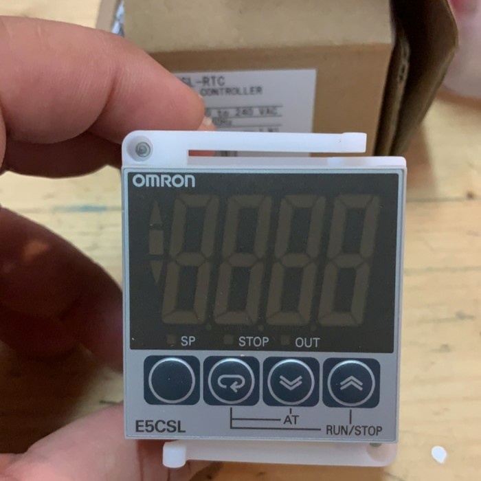 Temperature Control Omron E5Csl-Rtc
