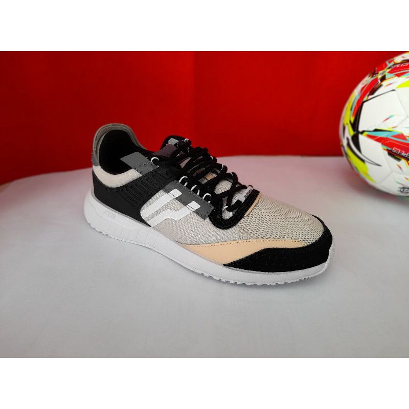 Sepatu PIERO BORNEO