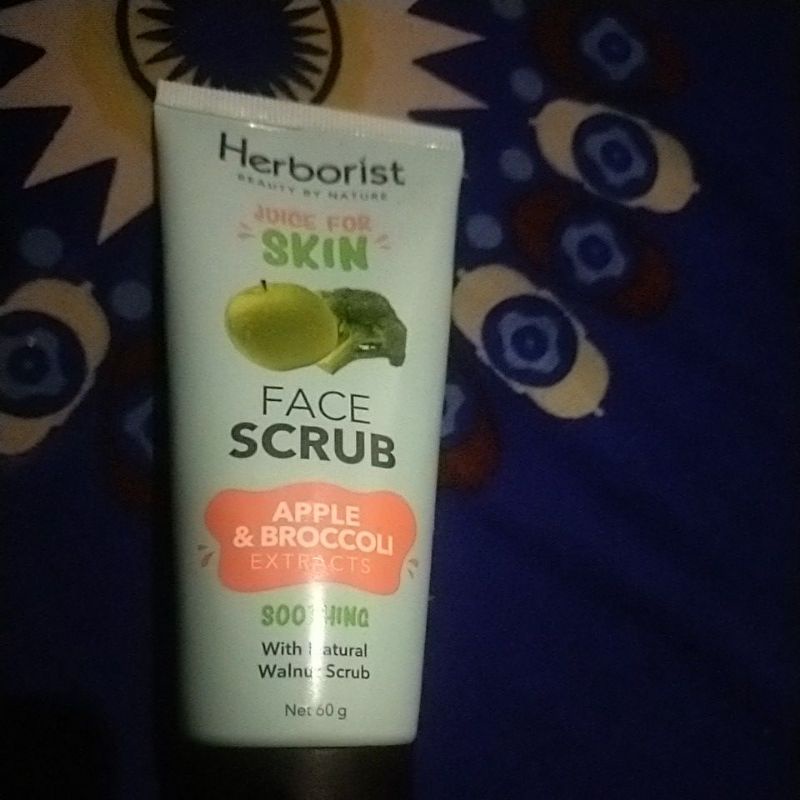 Face scrub