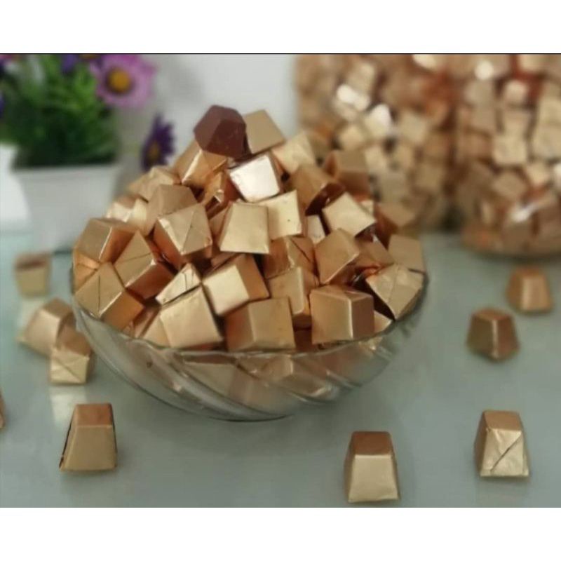 coklat Silverqueen piramid